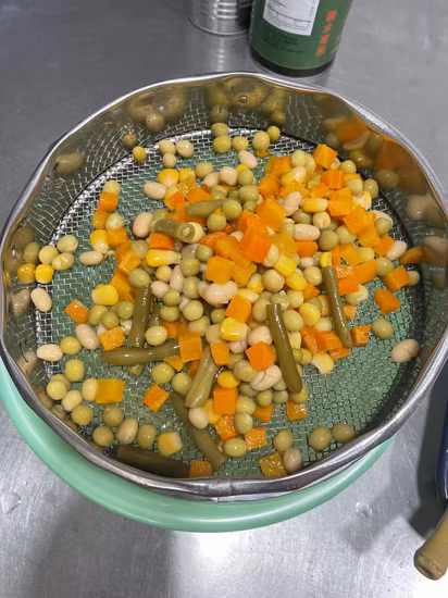 新シーズン 塩水漬け野菜缶詰 インゲン キャロット コーン